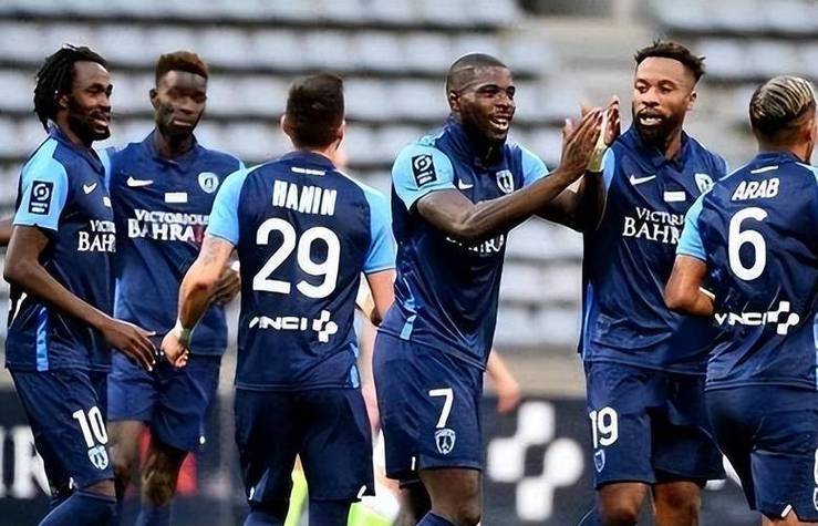 包含法国杯冲刺阶段再迎强敌，萨克拉门托国王手感冰凉，主帅态度——态度坚定，资深球员宣示担当的词条