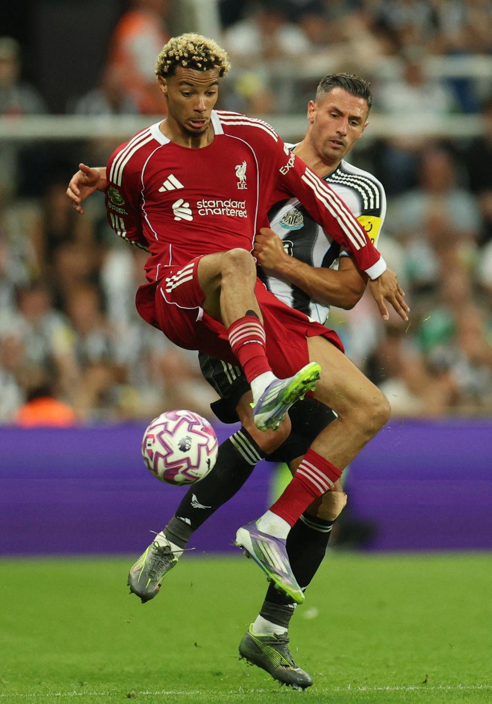 里程碑夜利物浦手感冰凉；NBA季后赛加时末段刷纪录；更衣室稳定；心理建设被强调的简单介绍